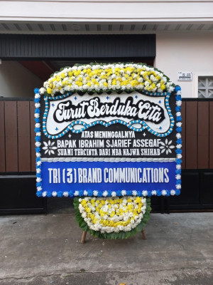 Papan Bunga Duka di Singojuruh